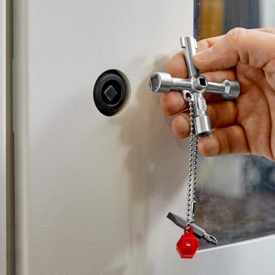 Cle Pour Armoires De Commande 76mm KNIPEX - 00 11 03 8 Cle Pour Armoires De Commande 76mm KNIPEX - 00 11 03 – Image 6